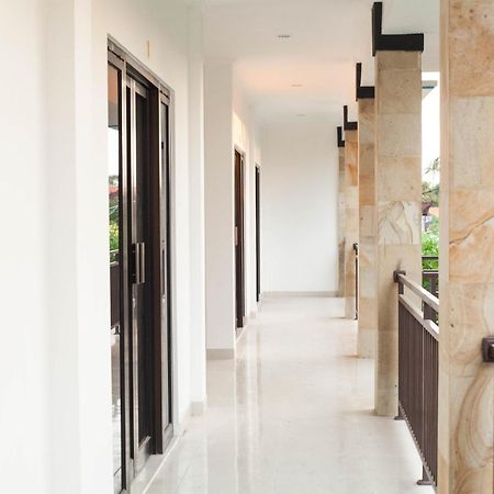 Yankee Fara 14 Hotel Seminyak  Ngoại thất bức ảnh