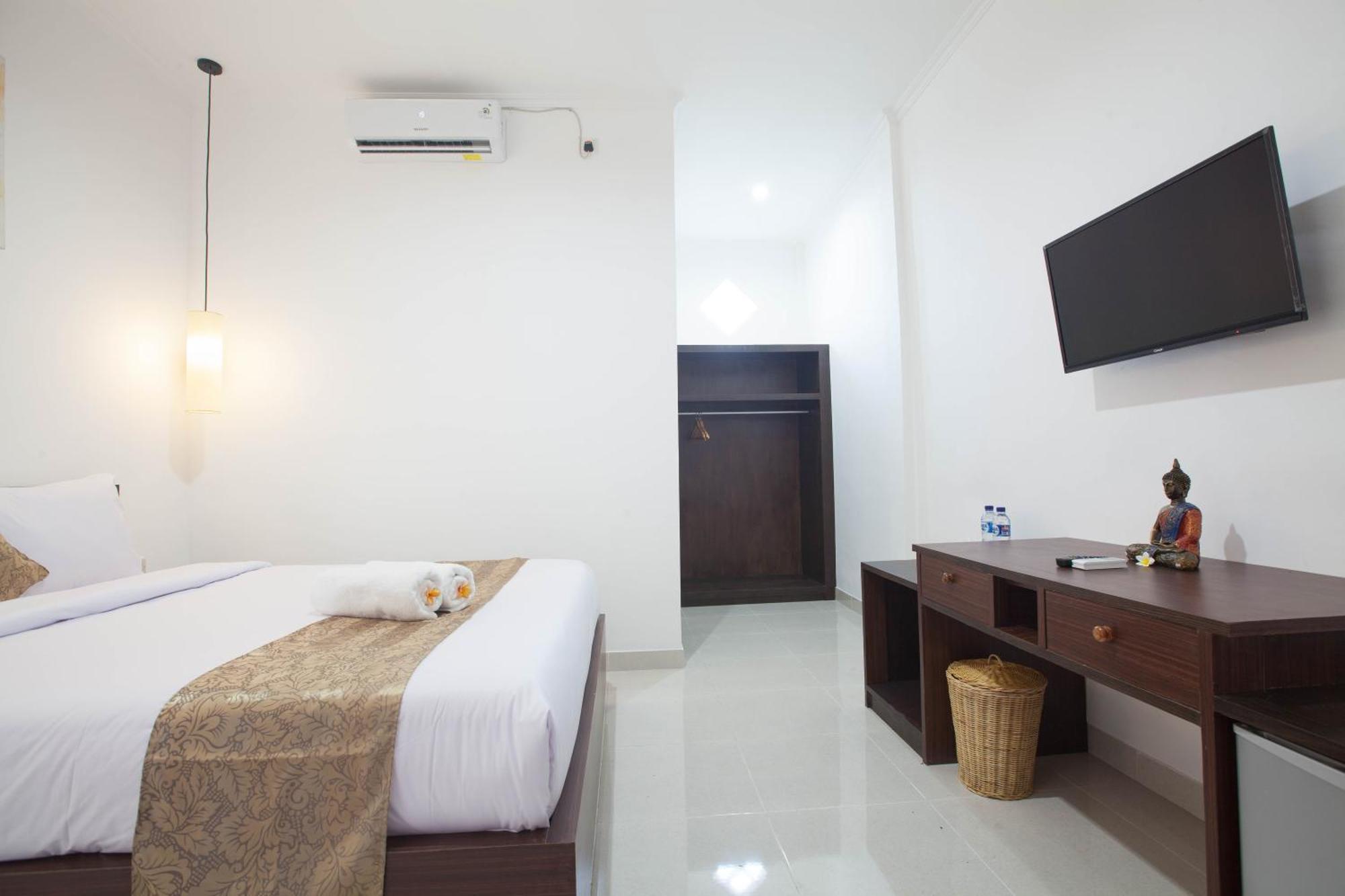 Yankee Fara 14 Hotel Seminyak  Ngoại thất bức ảnh