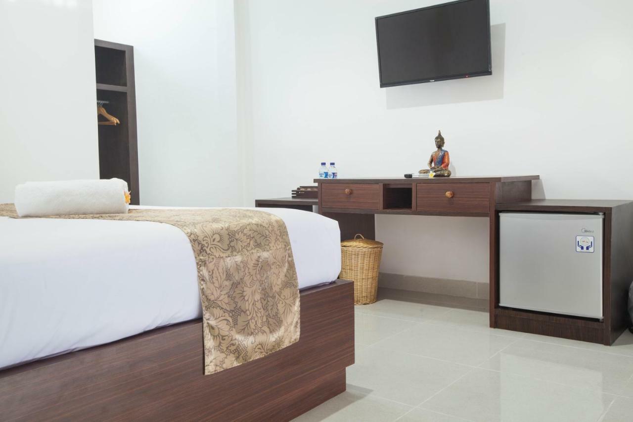 Yankee Fara 14 Hotel Seminyak  Ngoại thất bức ảnh